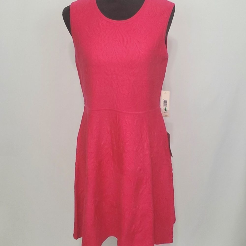 NWT Eliza J Fit and Flare Fuschia Dress‎ with Floral Imprinting SIZE L (D…